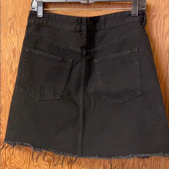 Washed Black Raw Hem Mini Skirt - Picture 4 of 4